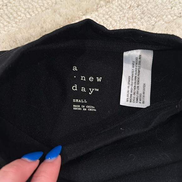 A New Day Tee - Picture 2 of 2